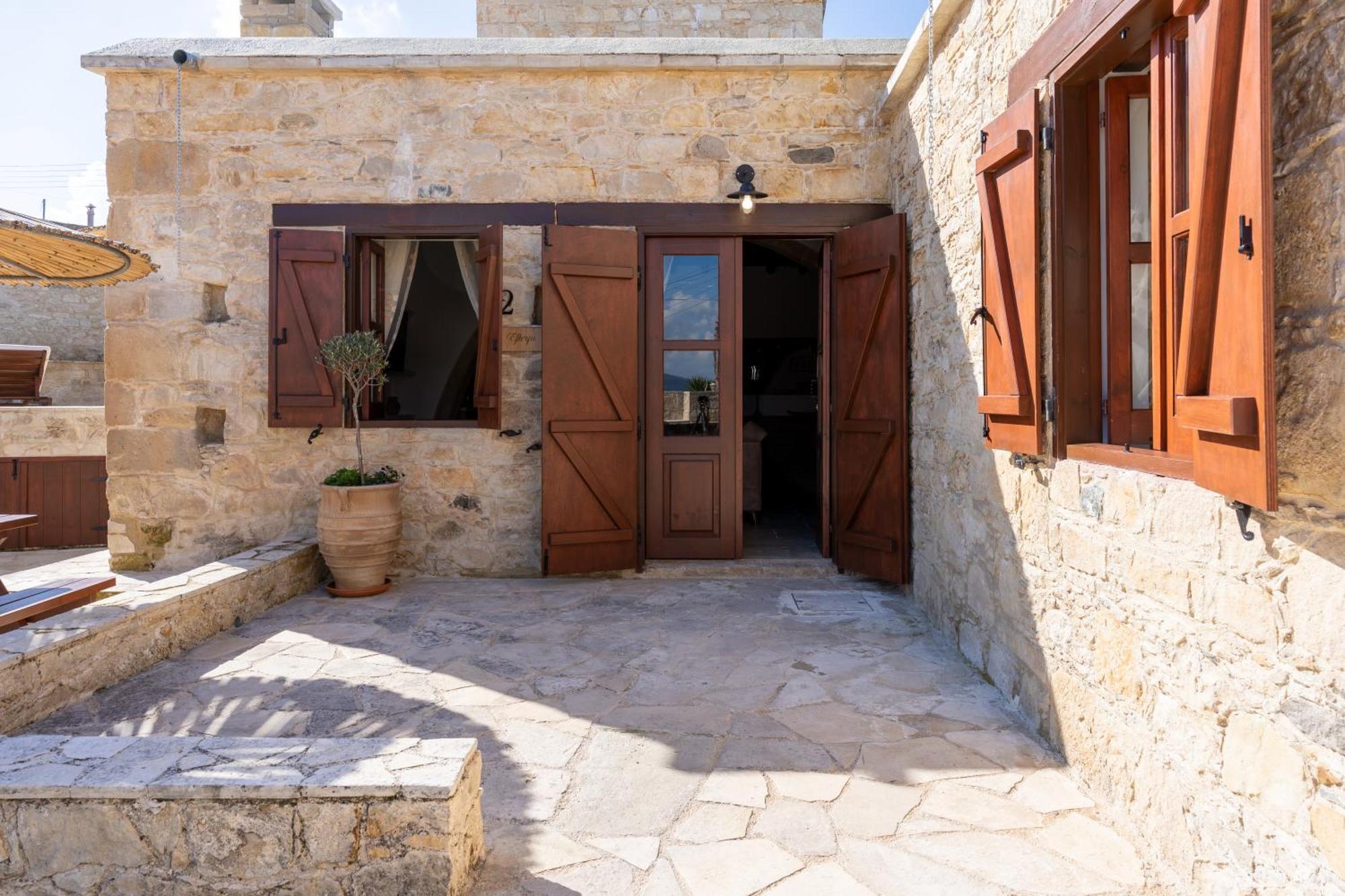 ميليو Stone Court Boutique Studios المظهر الخارجي الصورة